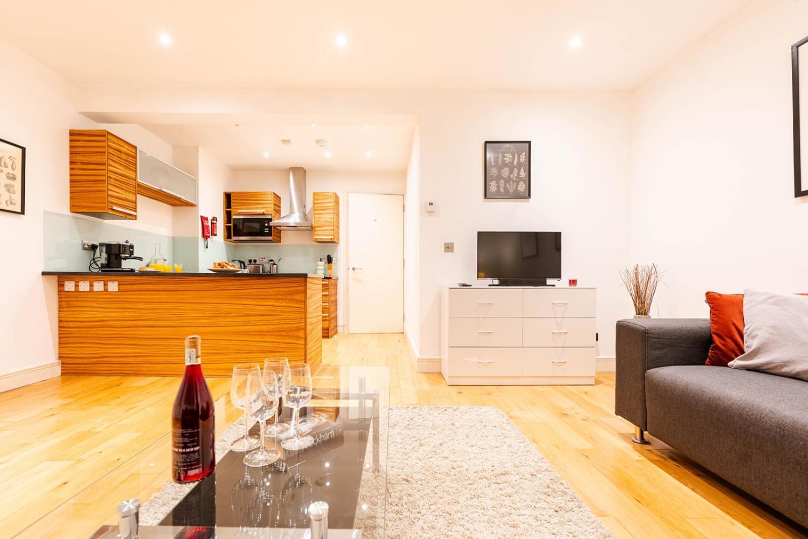 Bright & Modern One Bedroom Flat In Farringdon London Exterior photo